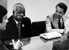 Июль 1982 г. Это не негатив Якубовича, а один из лидеров Африканского Национального Конгресса Южной Африки М. Мобита во время переговоров в Эстонской ССР, г. Таллин. 